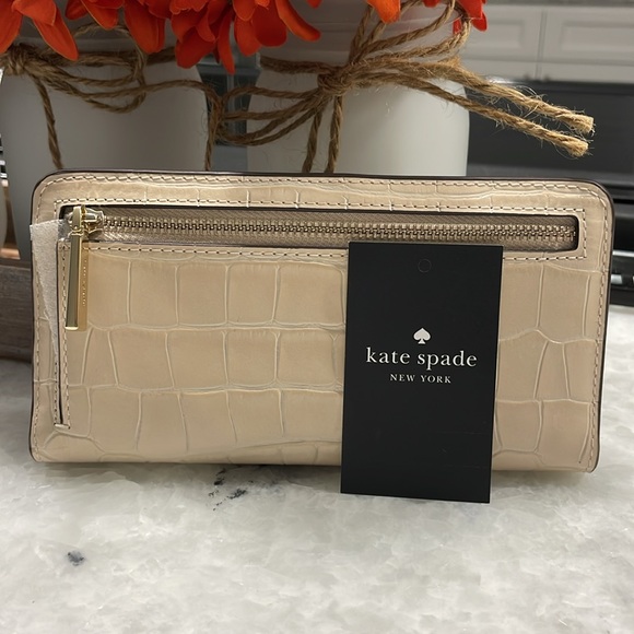 NWOT Kate Spade Bi-Fold Croco Leather Wallet - Picture 2 of 4